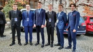 MEP-viikon Suomen delegaatio.
