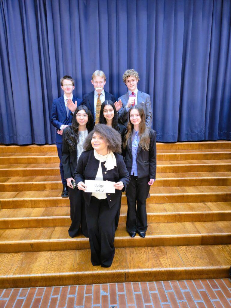 5th and 6th of May, HELIMUN ry hosted its 26th annual student-run conference in KSYK, providing students a unique platform for diplomacy and public speaking.
The session opened with an motivating keynote by President Tarja Halonen. Following two days of intense lobbying and debate the event concluded with final committee reports and closing speeches.