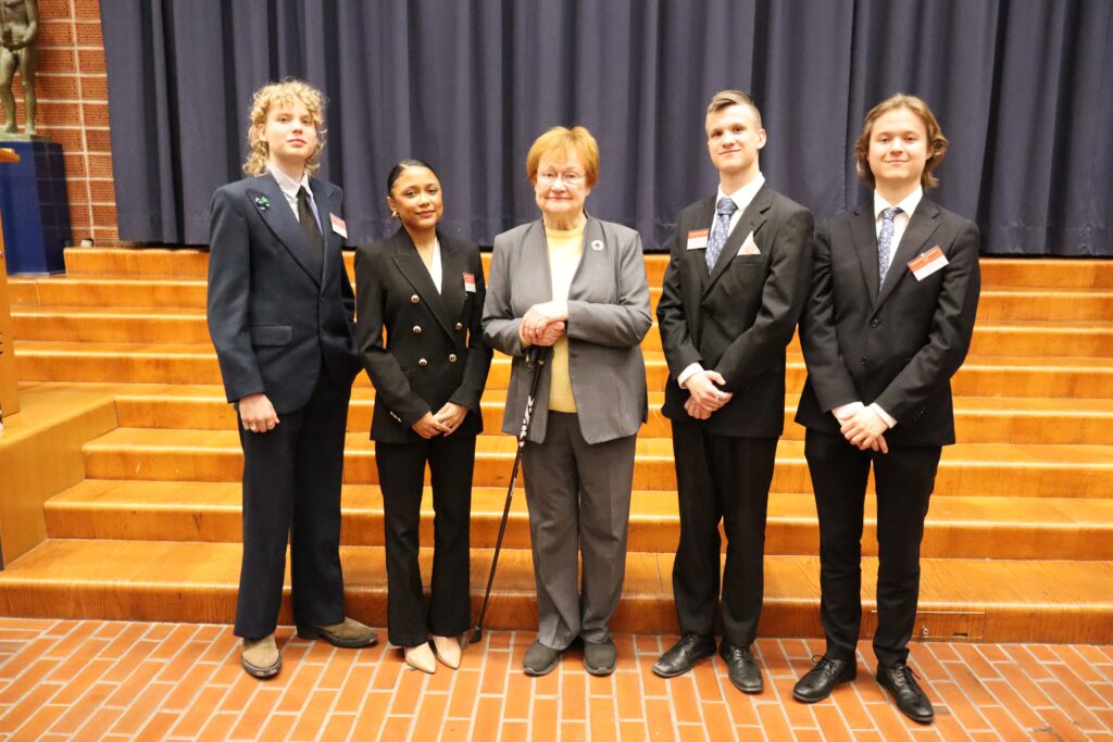 5th and 6th of May, HELIMUN ry hosted its 26th annual student-run conference in KSYK, providing students a unique platform for diplomacy and public speaking.
The session opened with an motivating keynote by President Tarja Halonen. Following two days of intense lobbying and debate the event concluded with final committee reports and closing speeches.